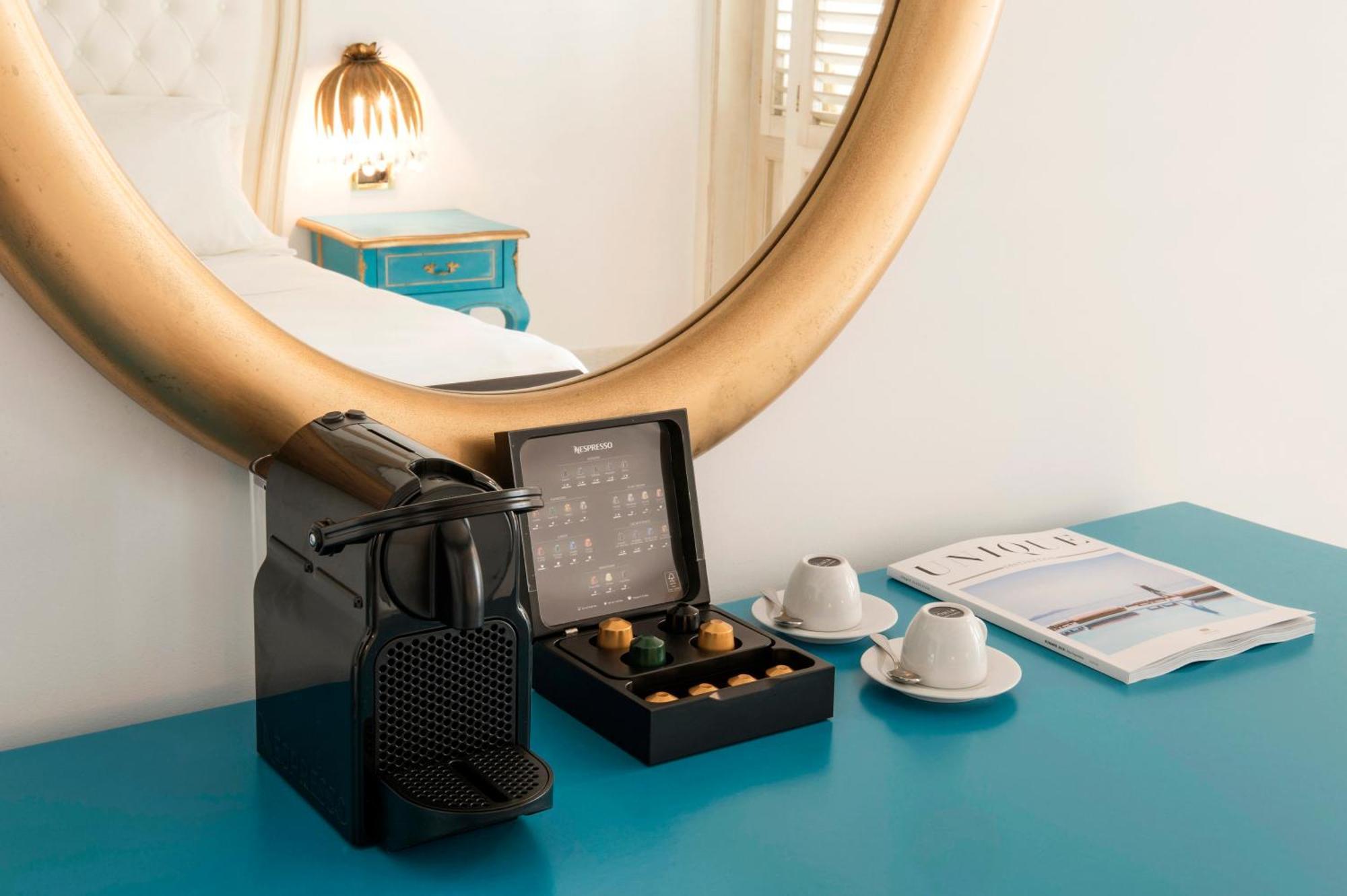 Mitsis Selection Laguna Hersonissos  Cameră foto A Nespresso coffee machine