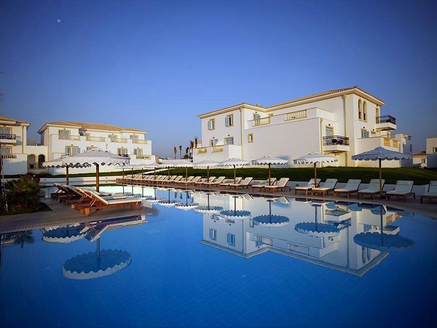 Mitsis Selection Laguna Hersonissos  Exterior foto The Westin Resort & Villas, Naoussa, Paros