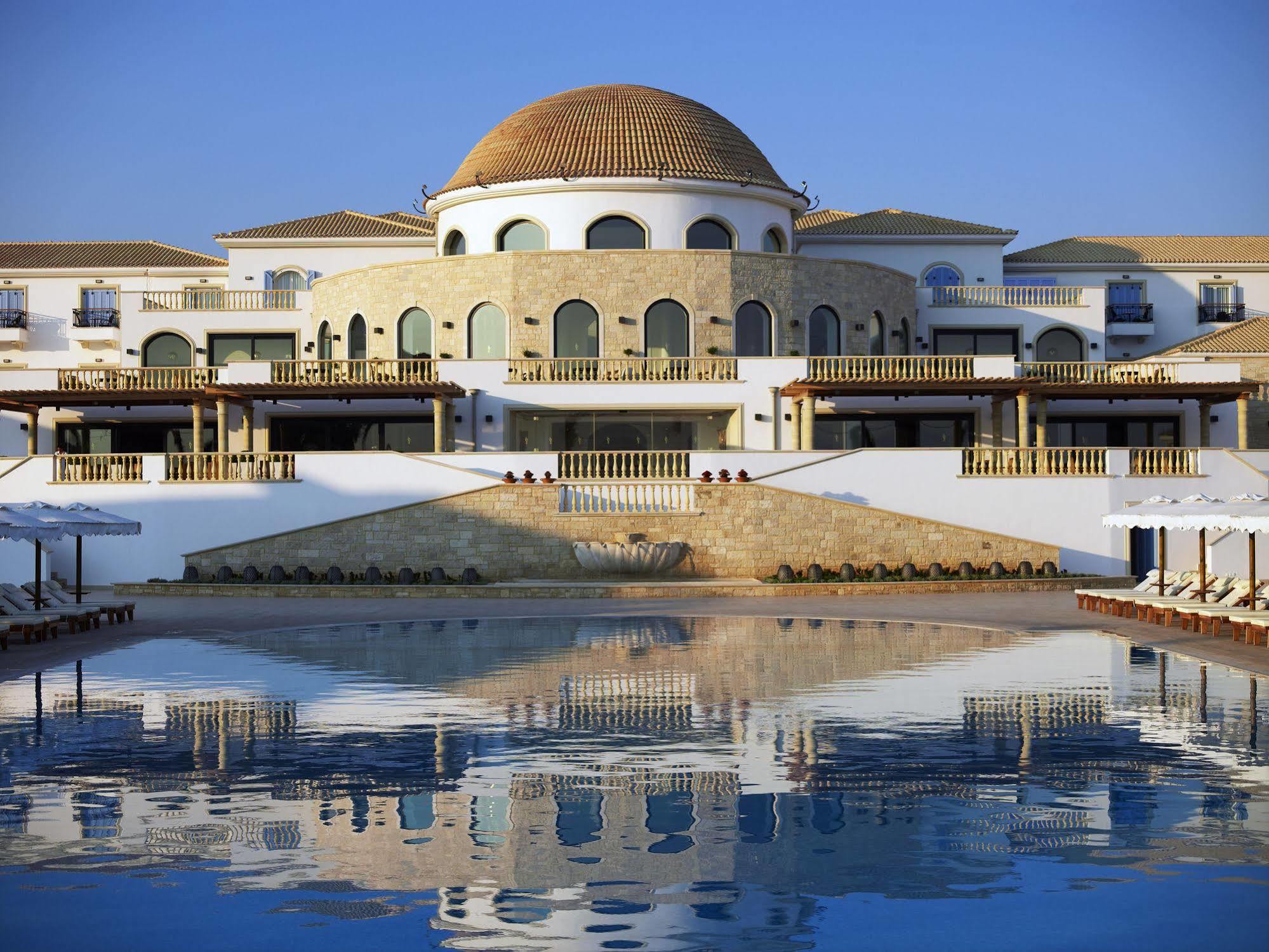 Mitsis Selection Laguna Hersonissos  Exterior foto The resort's main building