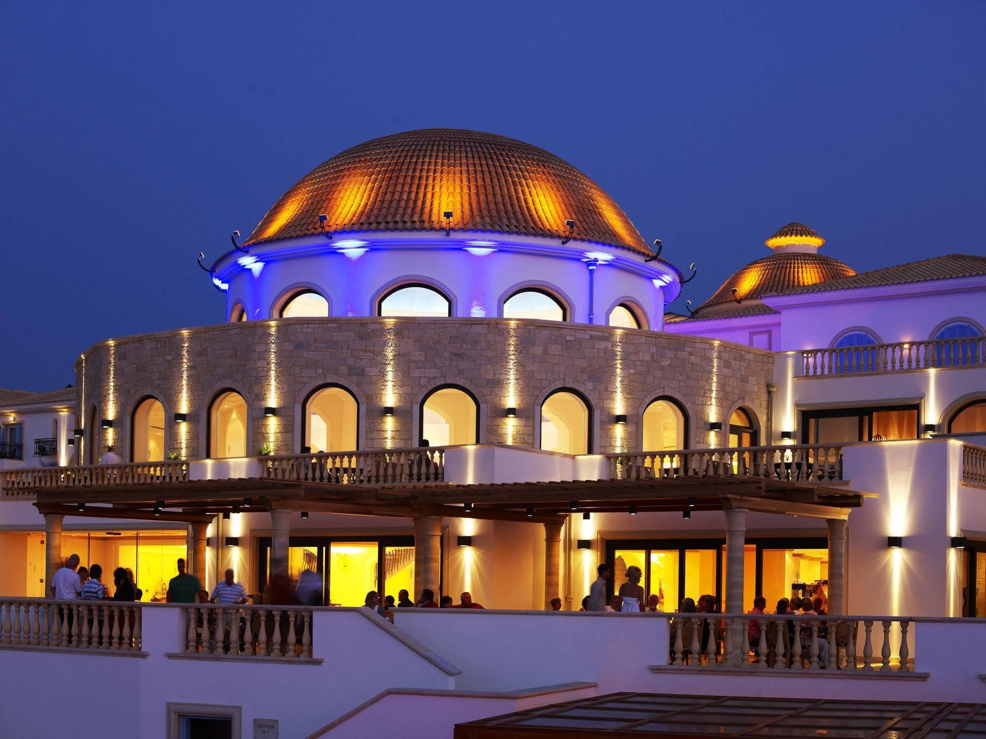 Mitsis Selection Laguna Hersonissos  Exterior foto The Royal Mirage Hotel