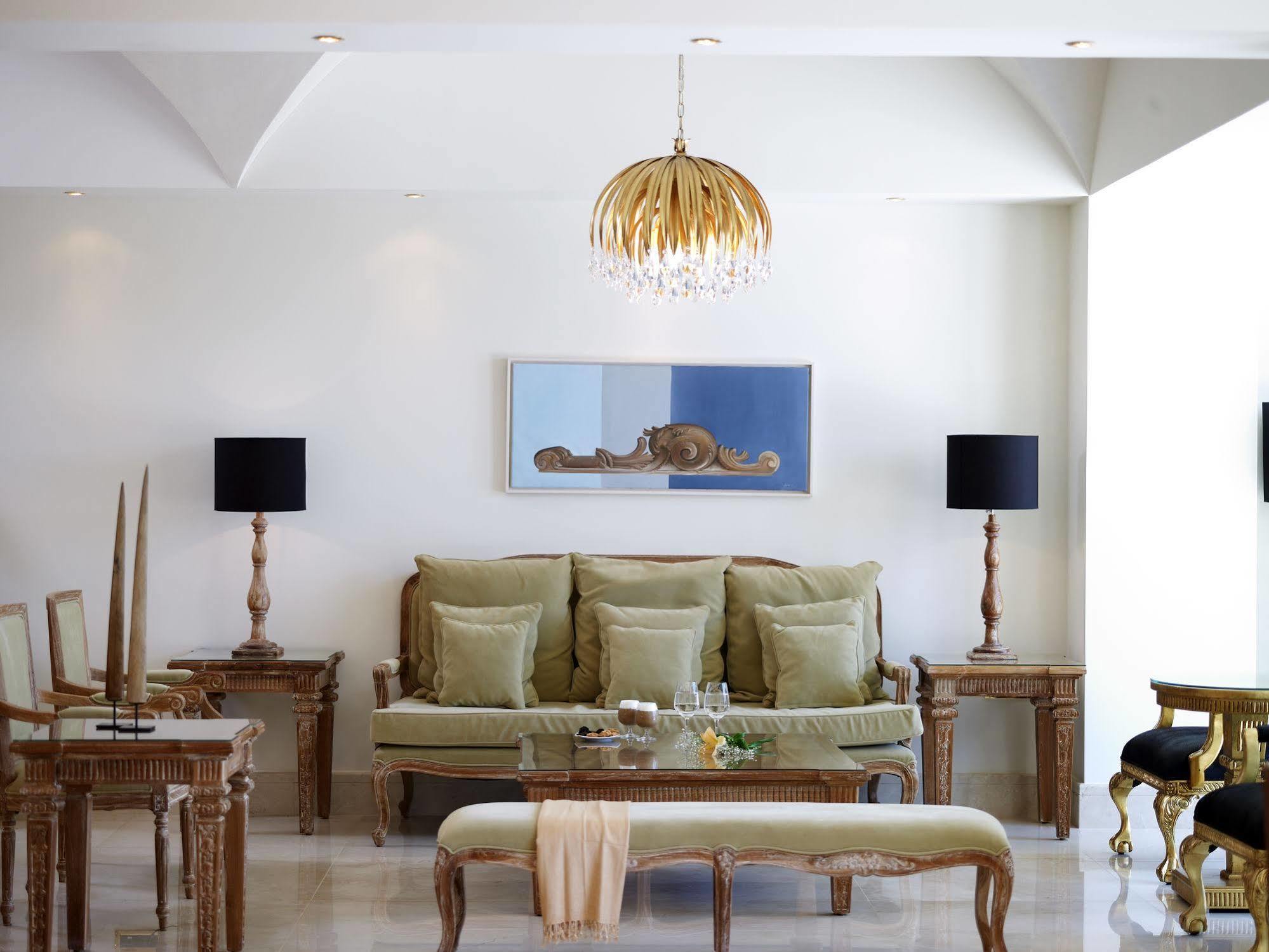 Mitsis Selection Laguna Hersonissos  Exterior foto A living room