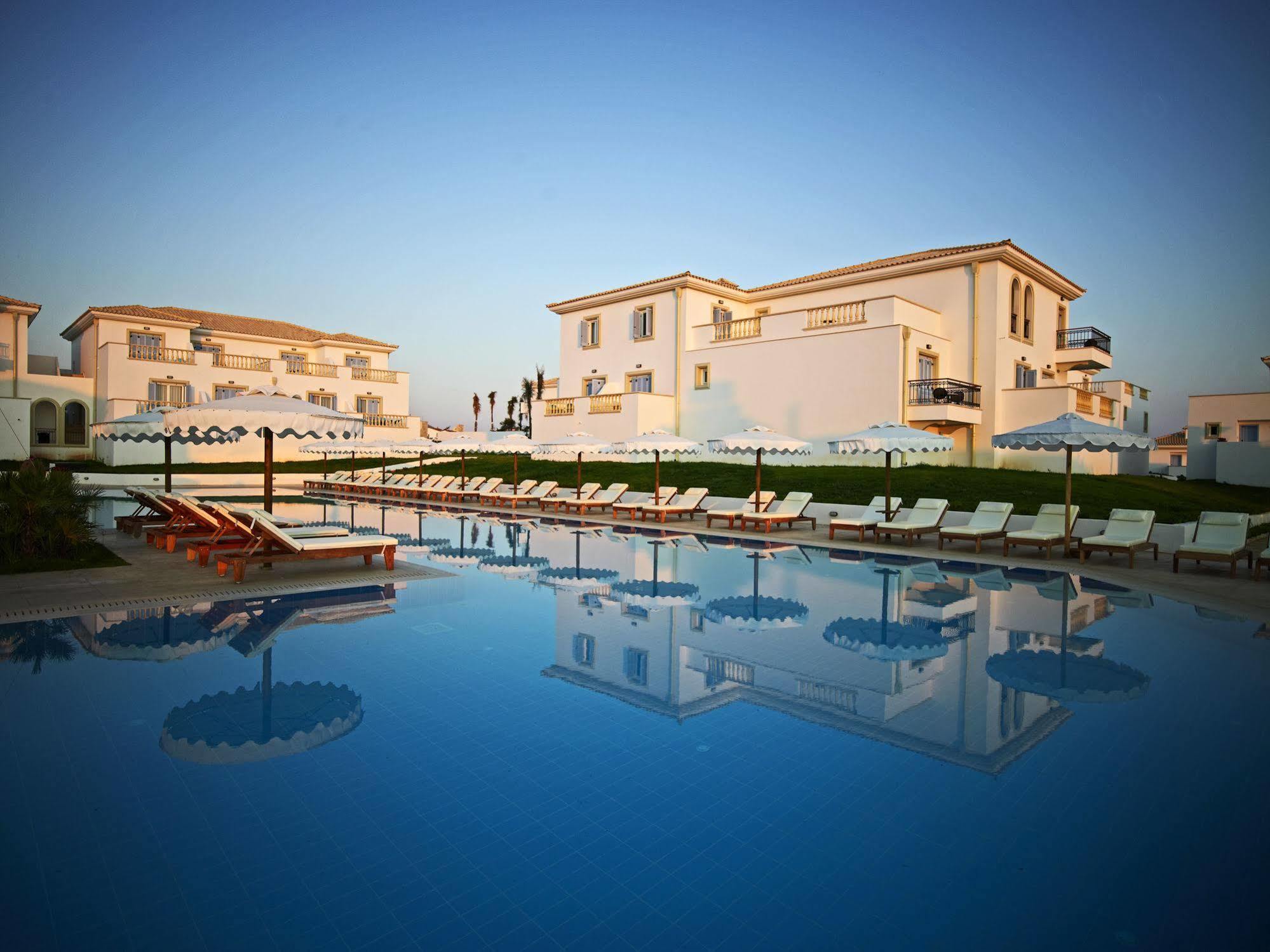 Mitsis Selection Laguna Hersonissos  Exterior foto The Westin Resort & Villas, Naos Beach
