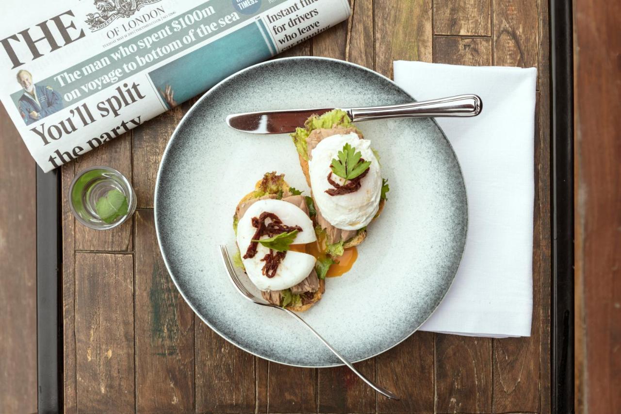 Mitsis Selection Laguna Hersonissos  Exterior foto Poached eggs on toast